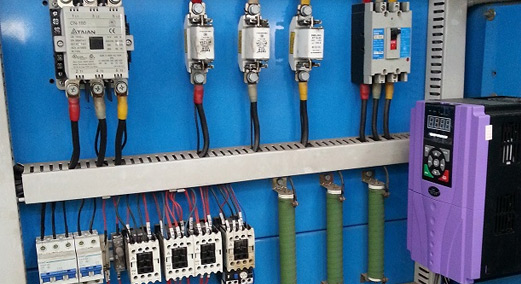 <span>高性价比，同比省电</span>25%~50%